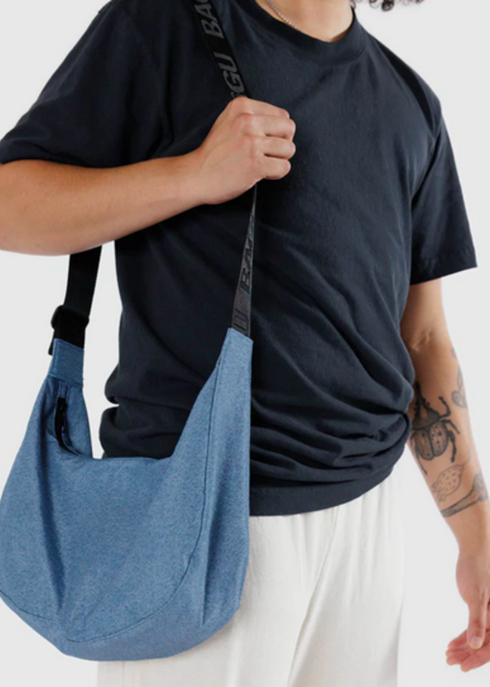 Baggu Medium Nylon Crescent Bag - Digital Denim
