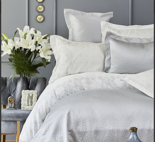 Karaca Home Nora Mavi Saten Nevresim Takimi Yatak Ortusu Seti Limanonline Com Liman Home Decor