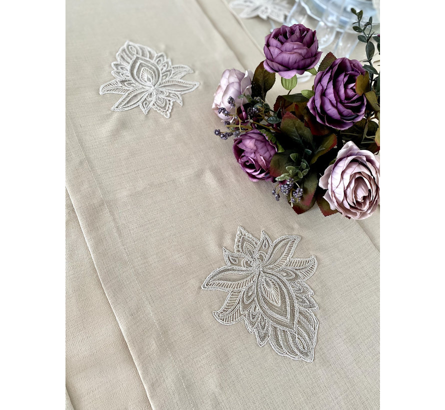 Lotus Tafelkleed Set Met Placemat Beige 34 Dlg