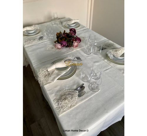 Menekse Tafelkleed Set Met Placemat Cream 34 Dlg