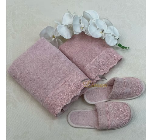 IPEKCE Ipekce Beril Handdoek Set + Slipper Roze