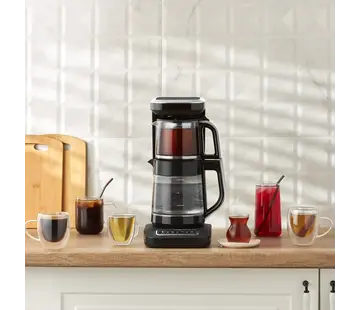 KARACA ​Karaca Çaysever Robotea Pro 4 in 1 Sprechende Automatische Glas-Teemaschine, Wasserkocher und Filterkaffeemaschine 2500W Schwarz Chrom