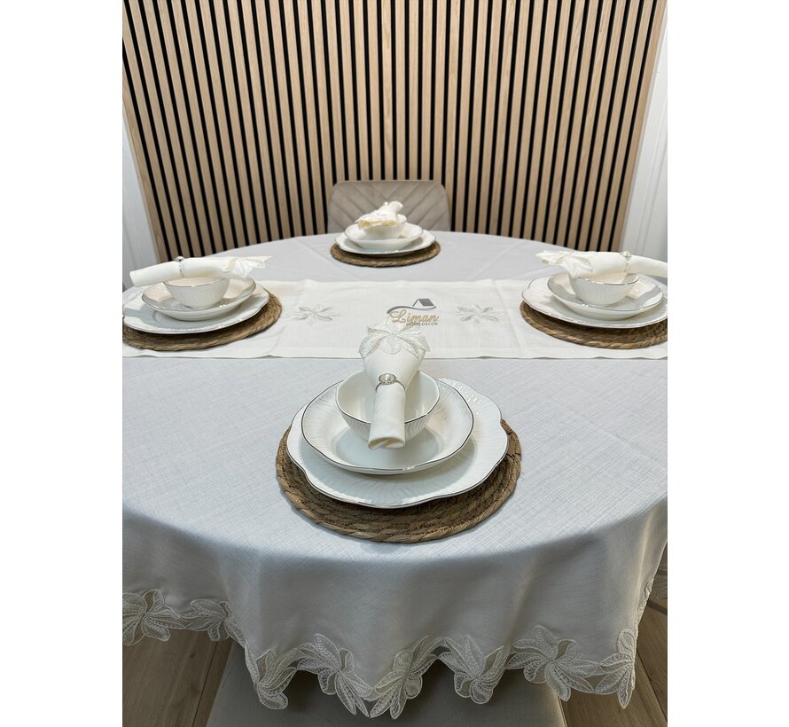 Artemis Tafelkleed Set Met Server Cream 18 Delig