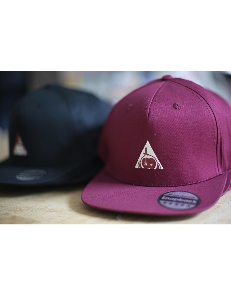 Triangle logo snapback - M2 Bait and Tackle