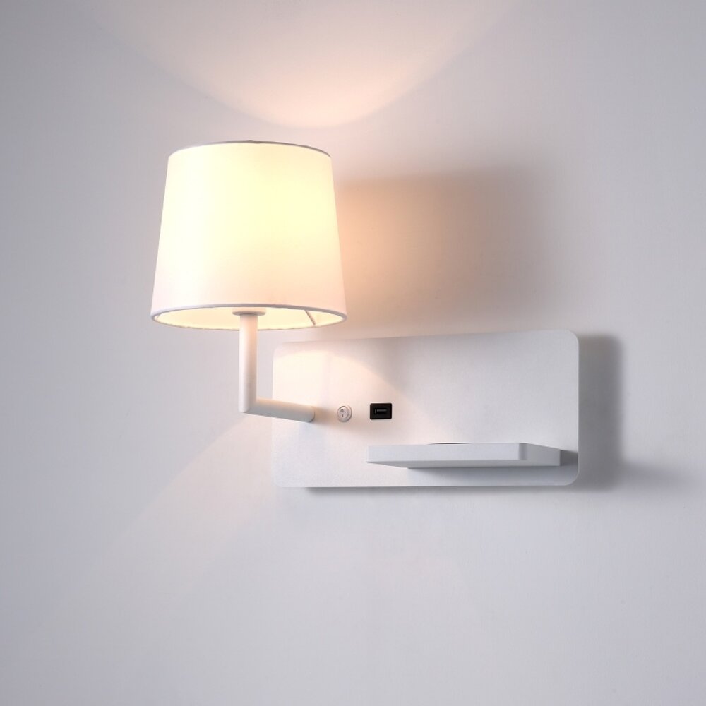 CORA wandlamp met USB-aansluiting - Wit