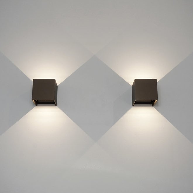LED indoor/outdoor wall lamp BOXX square bronze Dimmable