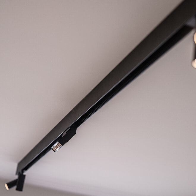 CLIXX SLIM magnetic track light system - surface profile - black