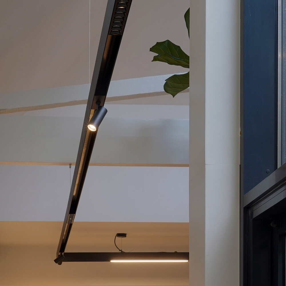 CLIXX magnetic track light system - pendant profile - White