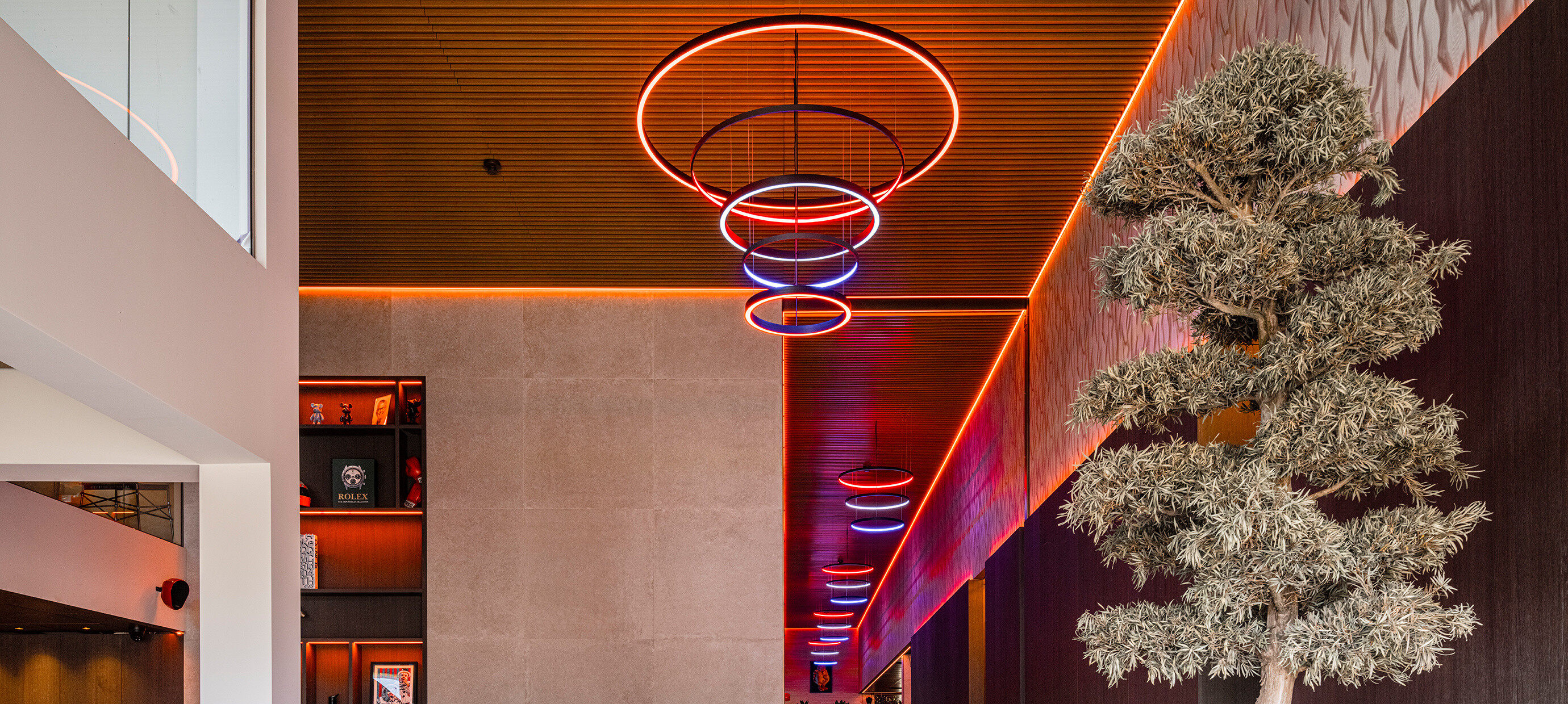 Transform your company's entrance with smart lighting from Lightinova