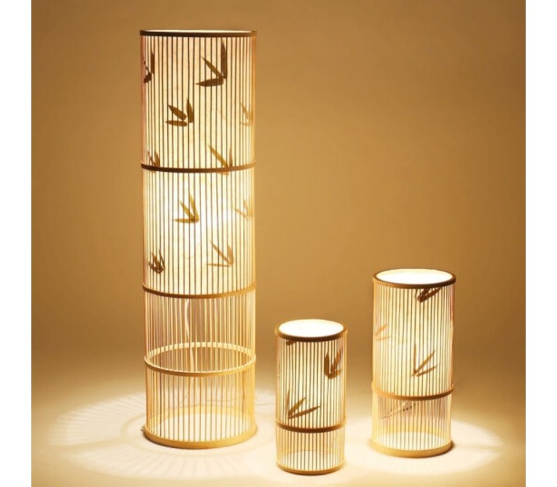 Lámpara de Mesa de Bambú Hecha a Mano - Ella D.18xA42cm