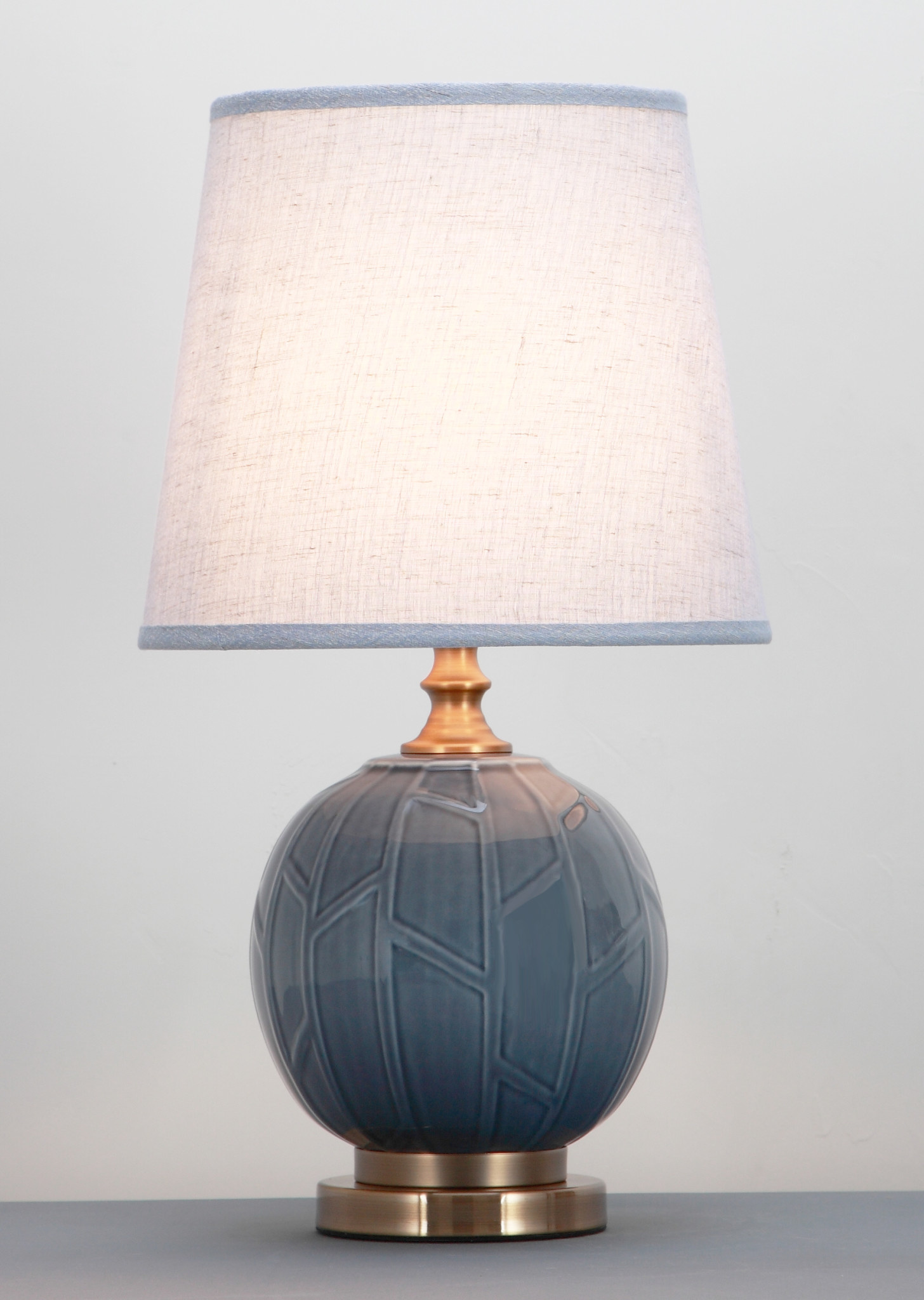 Chinese Table Lamp Porcelain Relief, Chinese Table Lamps Australia