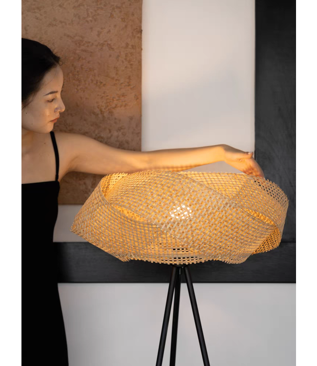 Lampe de Sol en Rotin de Bambou Fait Main - Kaia D55xH160cm