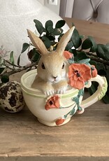 Rabbit with flowers in cup/ set 3