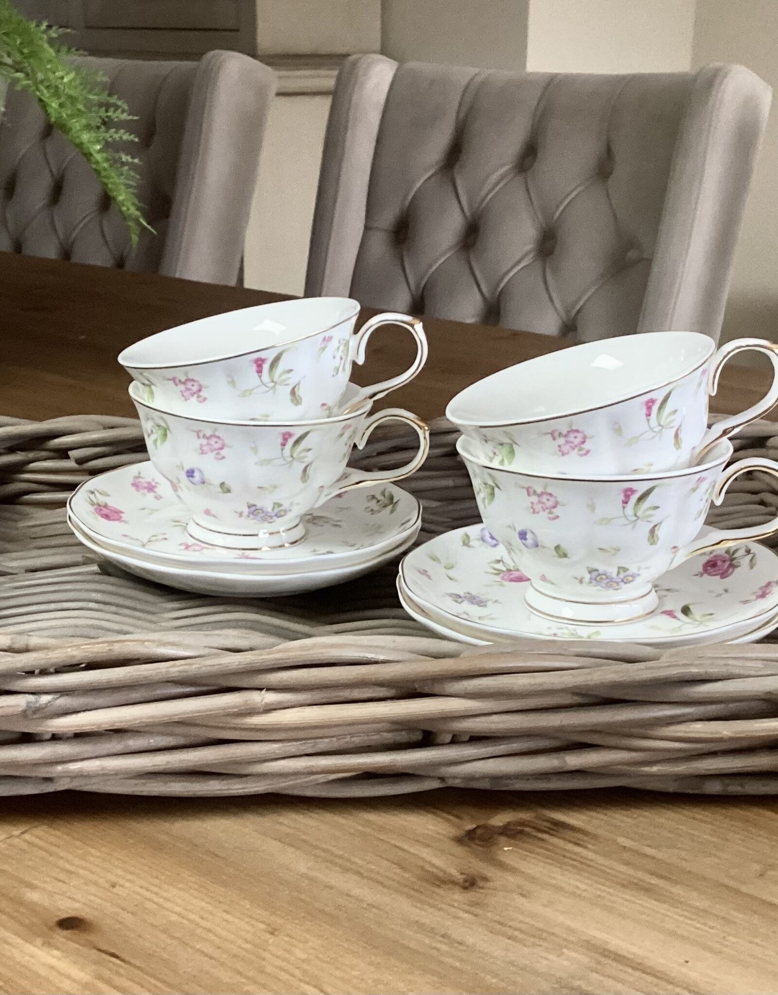 kop en schotel set 4