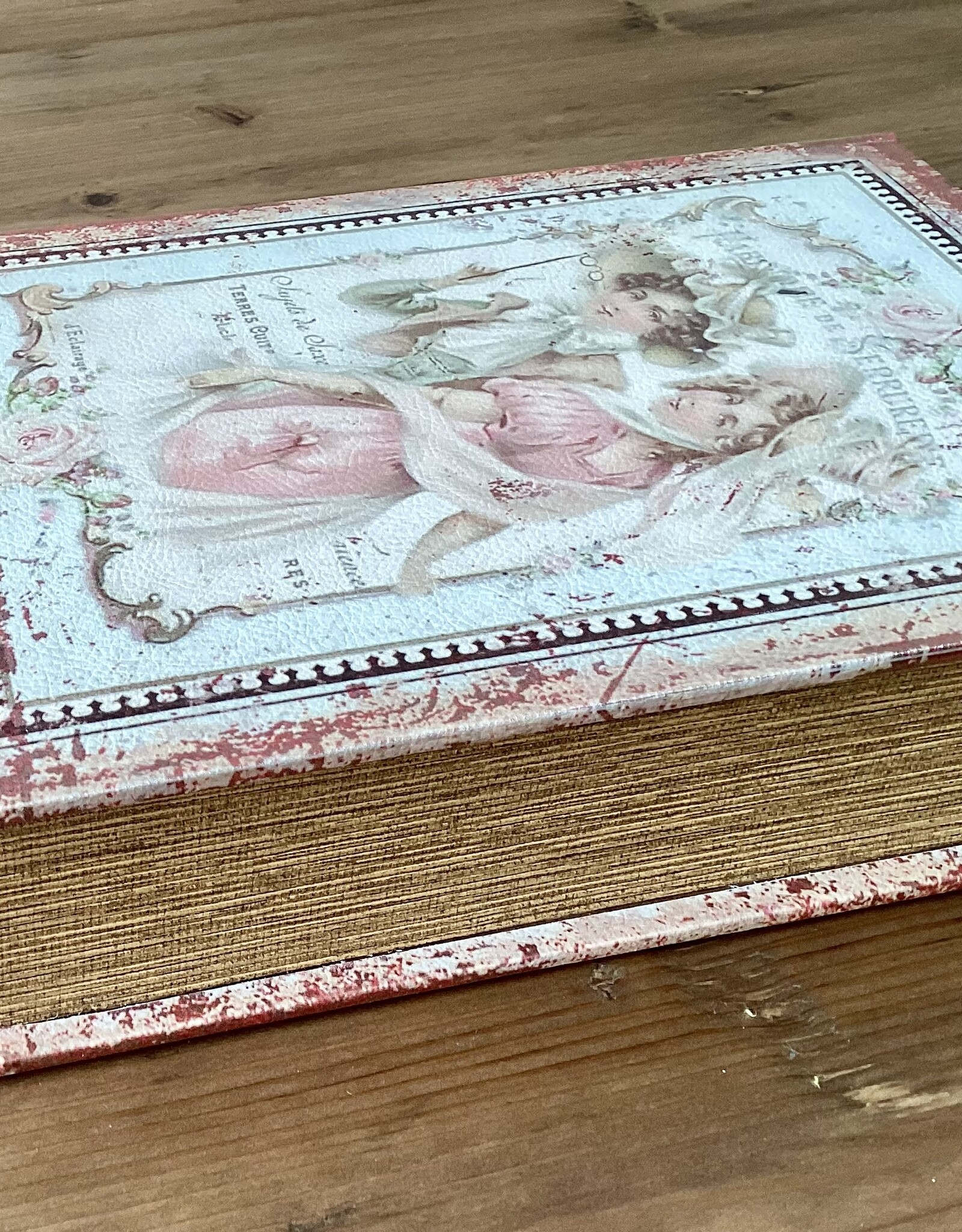 Aufbewahrungsbox in Buchform „Nostalgie“
