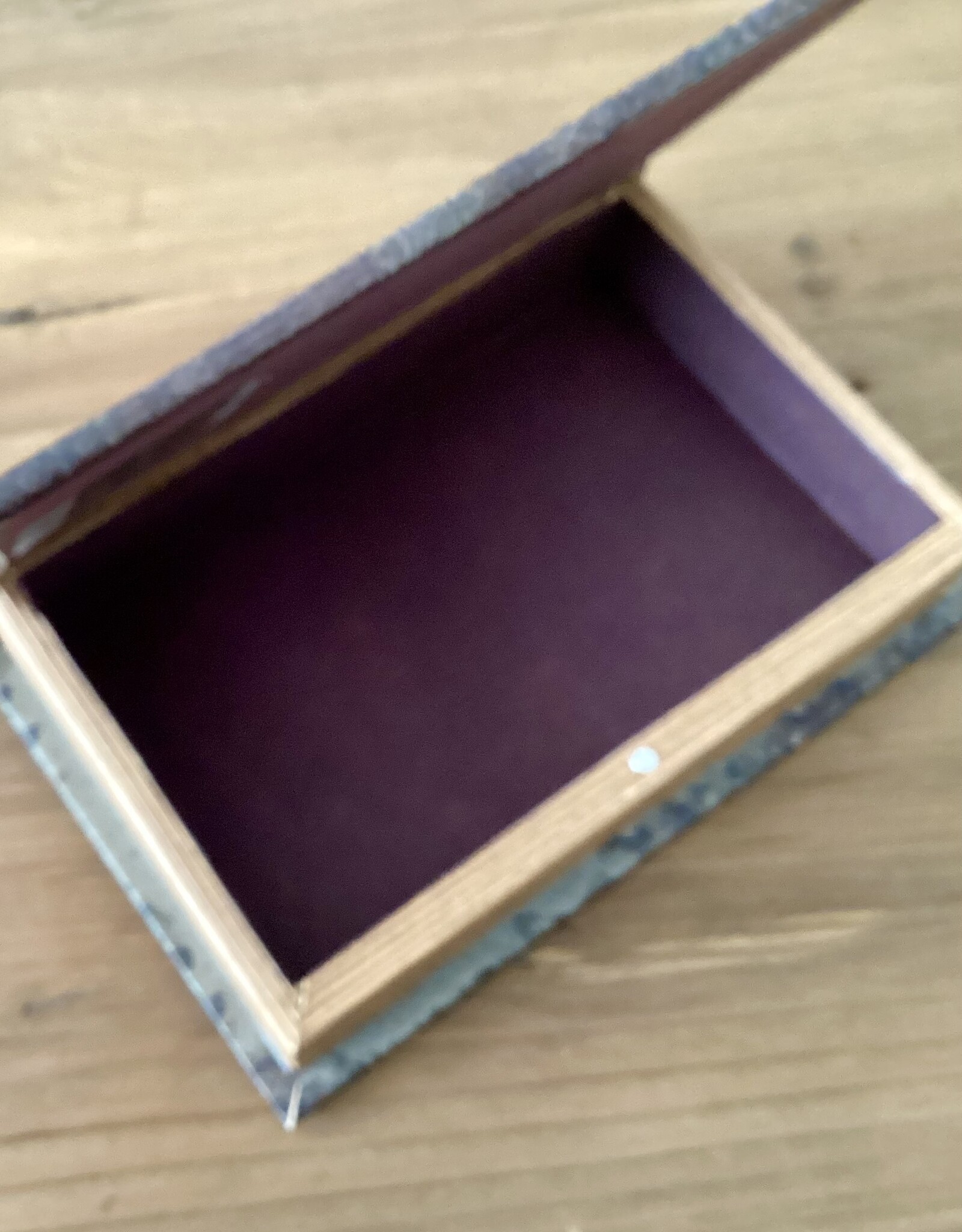 Aufbewahrungsbox in Buchform „Paris“