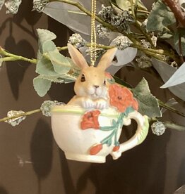 Rabbit with flowers in cup/ set 3