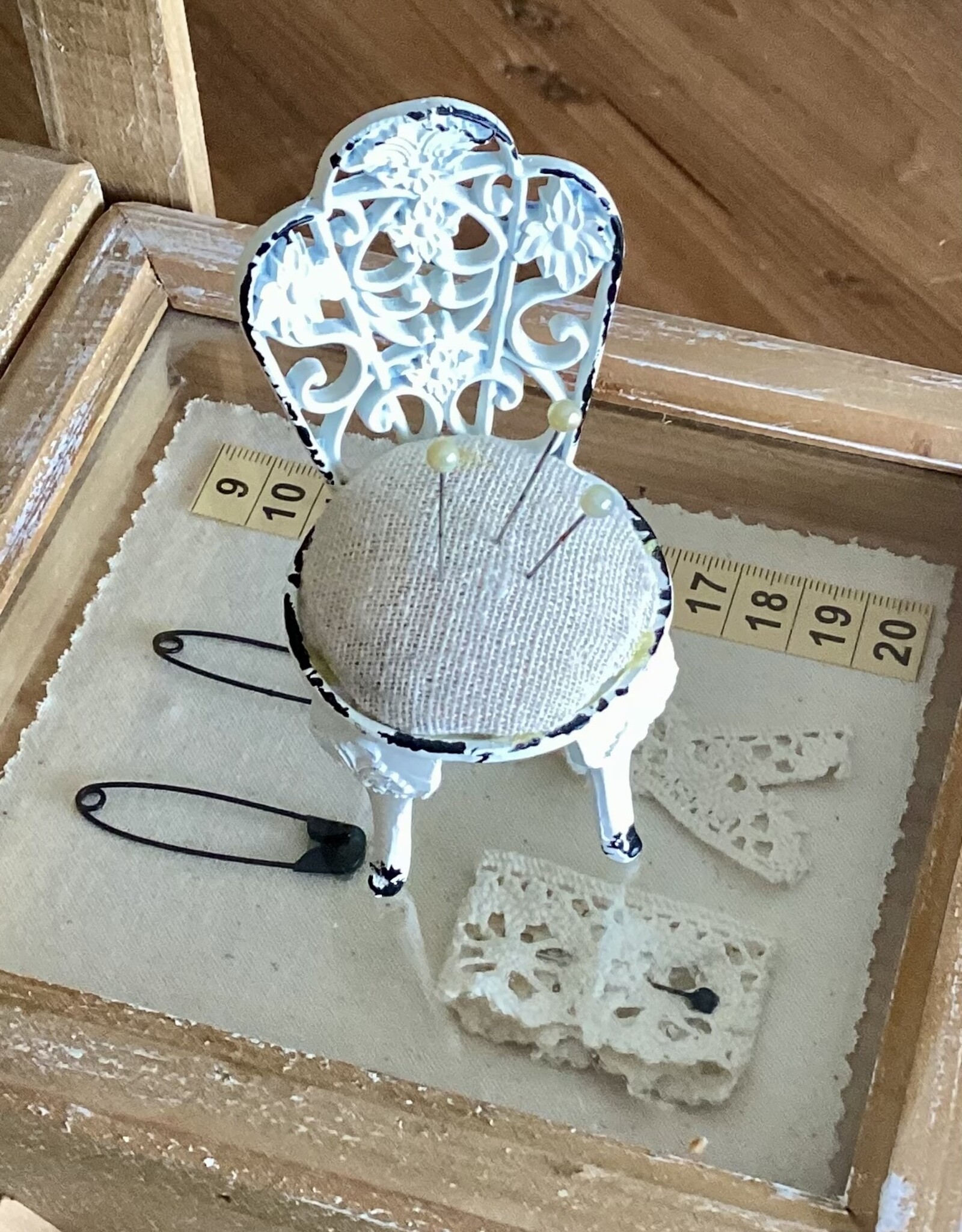 Clayre en Eef pelote à épingles