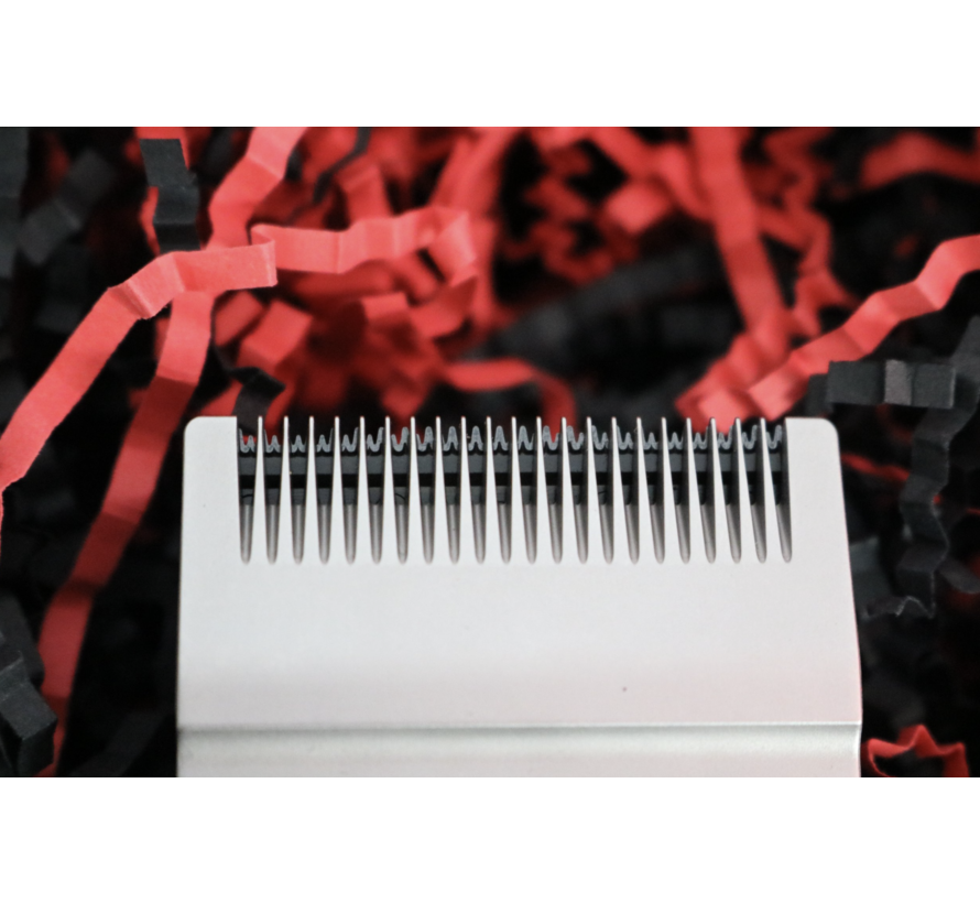 Ultima Stagger Tooth Pro Tondeuse RED