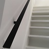 Handlauf schwarz beschichtet viereckig 40x10 Modell 7 - Rechteckige Treppengeländer - Treppenhandlauf mit schwarzer Pulverbeschichtung RAL 9005