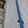 Handlauf in RAL-Farbe nach Wunsch - eckig (40x10 mm) - mit Handlaufhaltern Typ 3 - für außen - nach Maß - Treppengeländer für außen - Metall / Stahl beschichtet - in einer Farbe Ihrer Wahl