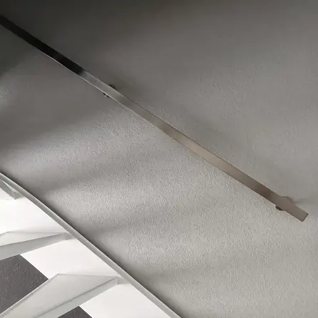 Handlauf Edelstahl - eckig (40x10 mm) - mit Handlaufhaltern Typ 5 - nach Maß - Treppengeländer Edelstahl V2A (304) gebürstet Handlauf Edelstahl - eckig (40x10 mm) - mit Handlaufhaltern Typ 5 - nach Maß - Treppengeländer Edelstahl V2A (304) gebürstet