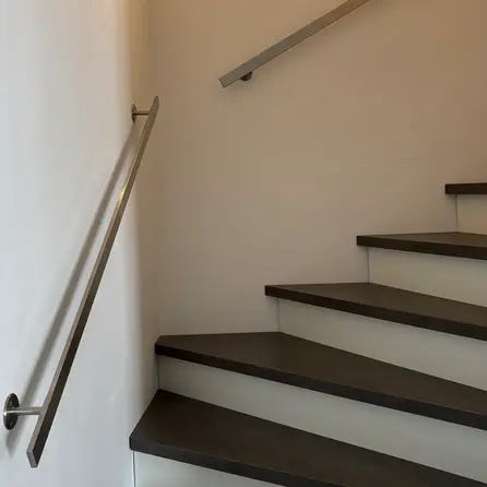Handlauf Edelstahl - eckig (40x10 mm) - mit Handlaufhaltern Typ 4 - nach Maß - Treppengeländer Edelstahl V2A (304) gebürstet