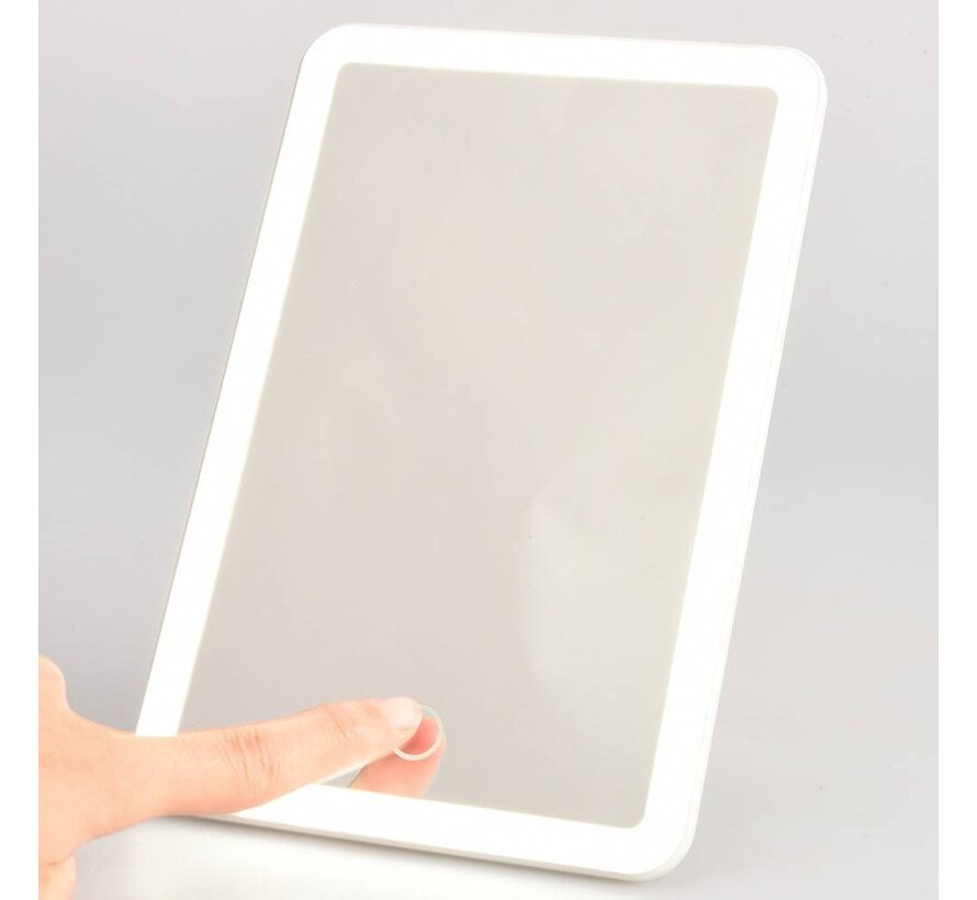 MIRROIR LED ECLAIRE PLATINET PMLT6W