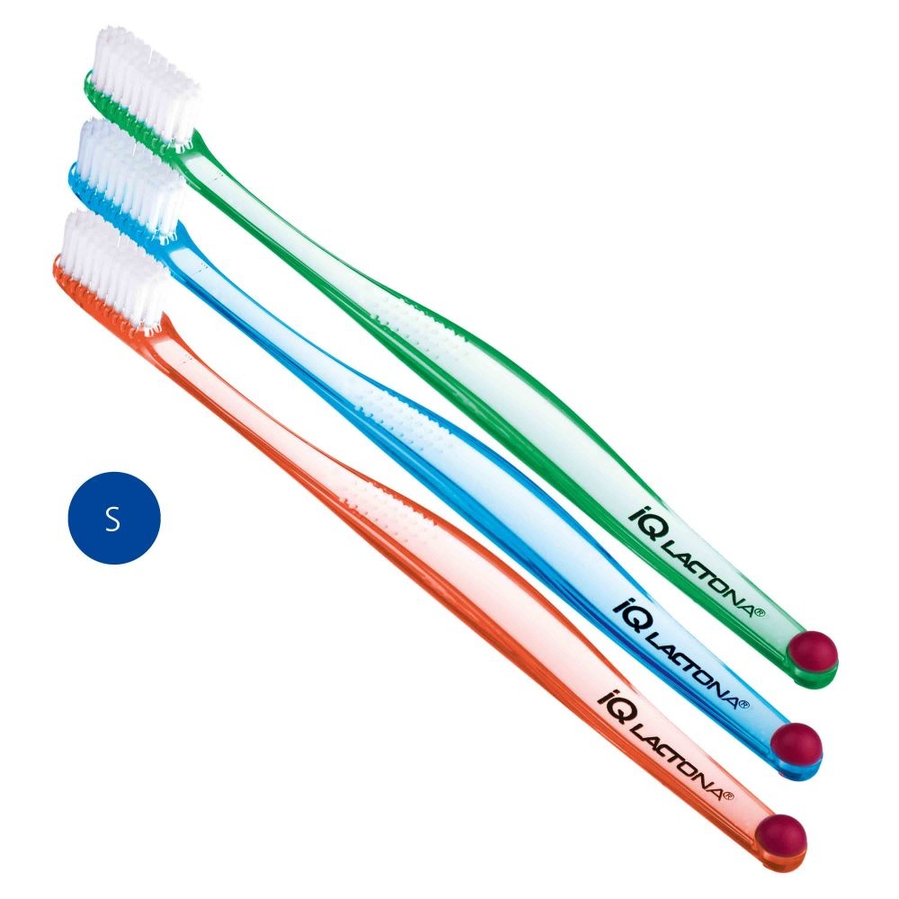 3x Lactona IQ Soft Tandenborstel
