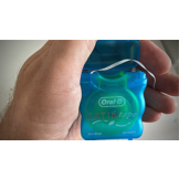 Oral-B Satin Tape | 25 meter