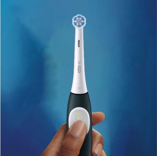 Oral-B Elektrische Tandenborstel iO2 Forest Green | Reisetui