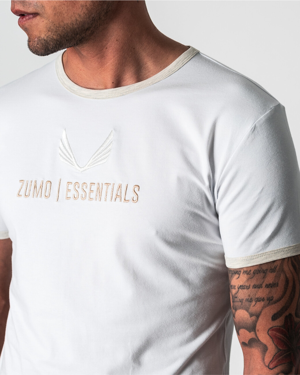 Zumo Slim Fit T-shirts SLY-ESSENT WhiteBeige