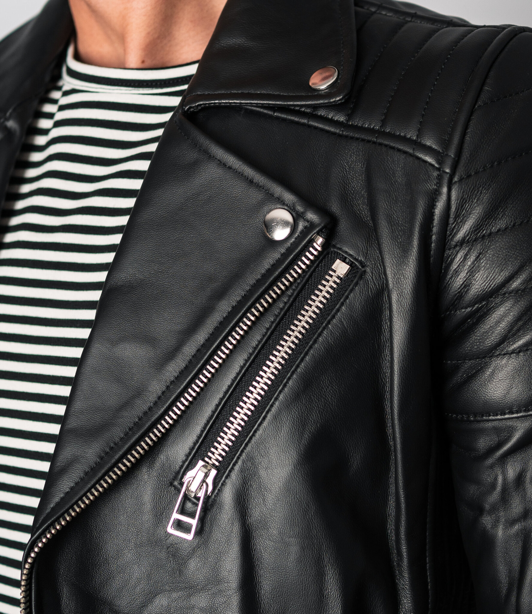 Zumo Slim Fit Leather Jackets NORTON Black