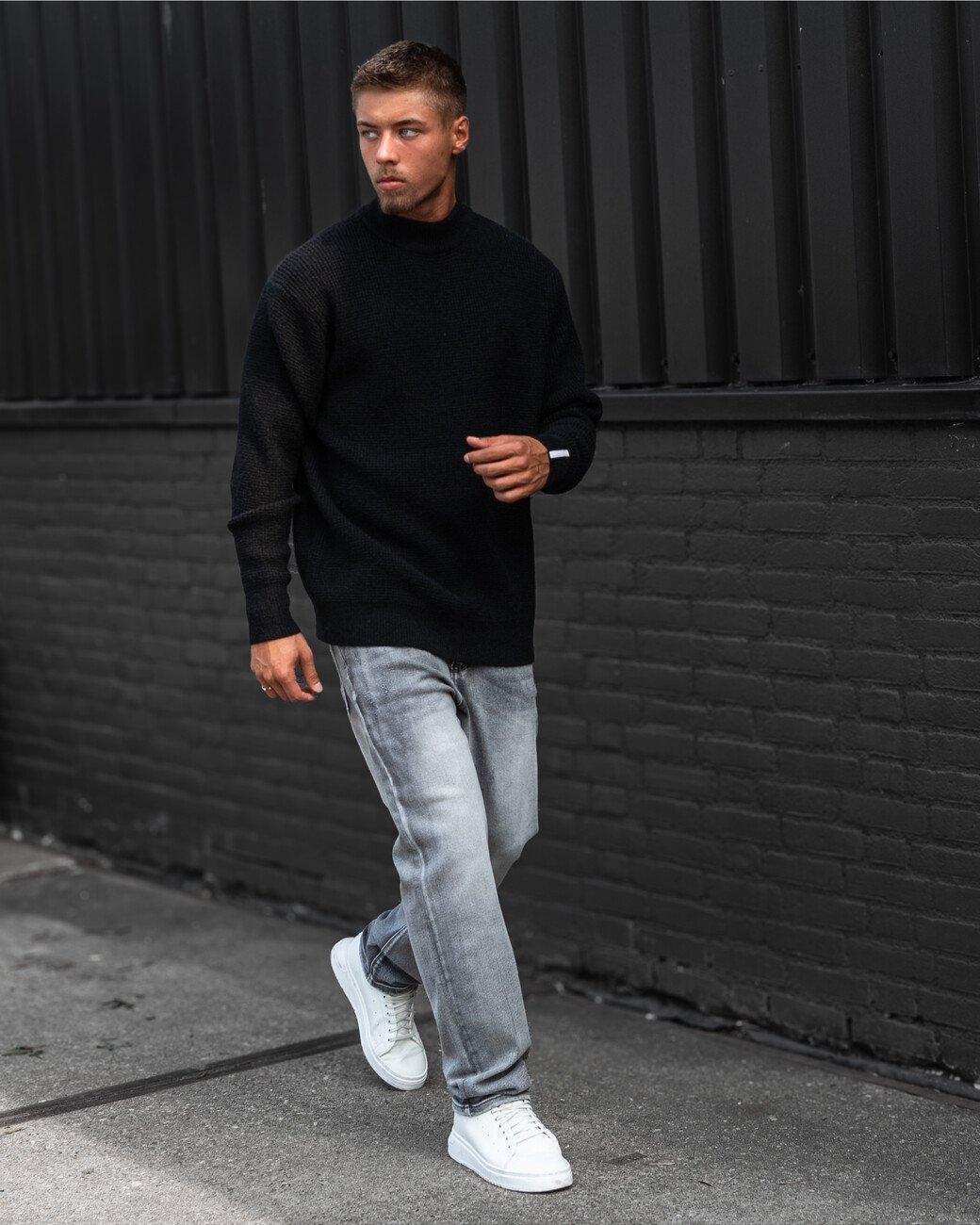 Zumo Oversized Fits Pulls STOW Black