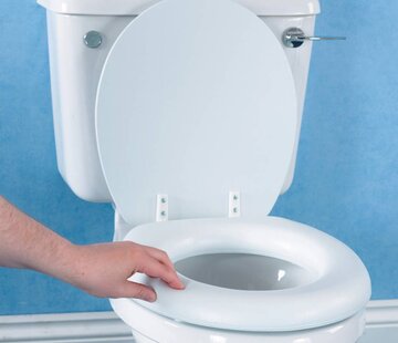 Zachte toiletzitting met platilonbekleding voor gewoon toilet