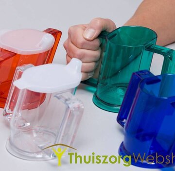 Handycup met dubbel handvat en deksel