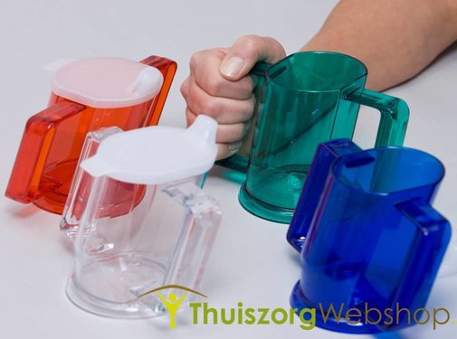 Handycup met dubbel handvat en deksel