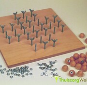 Solitair met schroeven