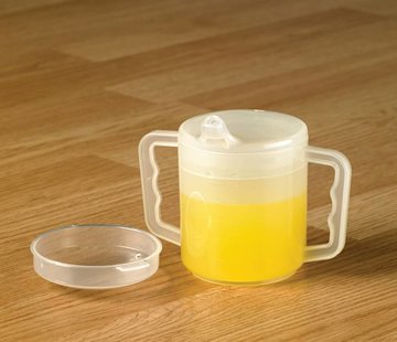 Beker met ml aanduiding 2 handvatten en 2 tuitjes