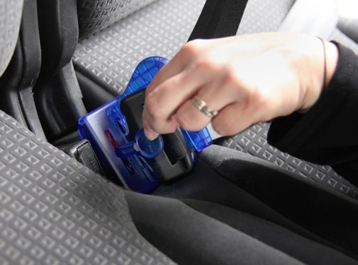 Beveiliging voor openen autogordel