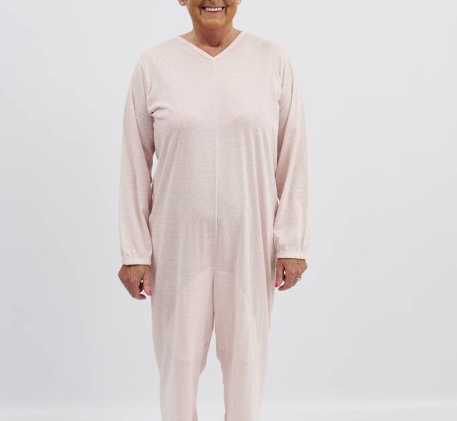 Roze pyjama met ritssluiting op de rug