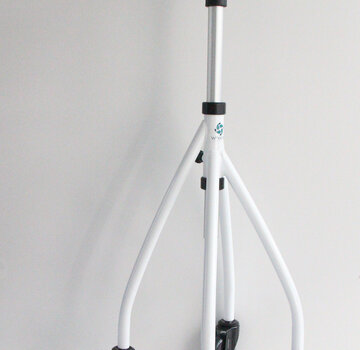 De rollator die met één hand te gebruiken is: de Wheeleo®