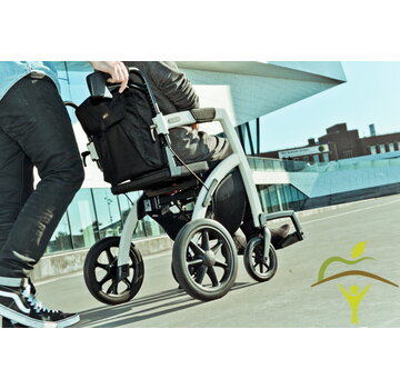 Rollz Motion Rollator en rolstoel in één