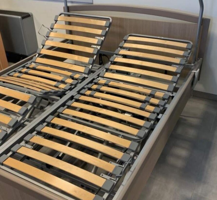 Elektrisch in hoogte verstelbaar box-tweepersoonsbed