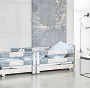 Floorline 15-80 bed, hoge panelen 51F, houten lattenbodem, 2 halve telescopische zijhekken