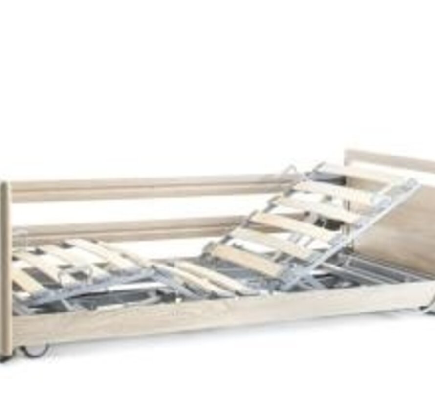 Floorline 15-80 bed, hoge panelen 51F, houten lattenbodem, 2 halve telescopische zijhekken