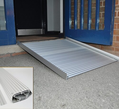 Rolstoelhelling oprolbaar