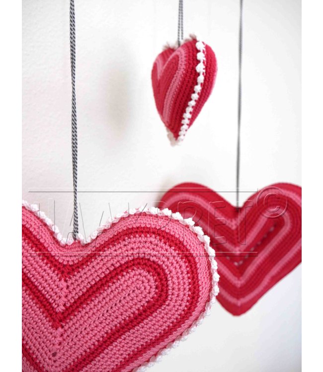 Haakpret Heart big and small A5 Dutch