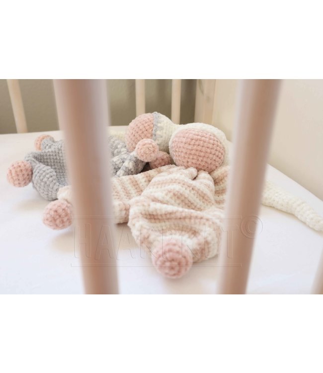 Haakpret Yarn package Sabbeltje gray including design (Dutch)