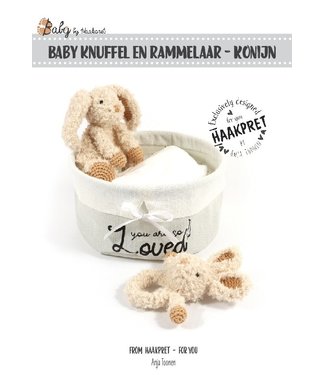 Haakpret Babyknuffel en rammelaar  - Konijn A5 (Néerlandais)   - Anja Toonen